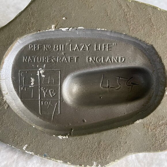 NatureCraft Lazy Life No 811 Hand Painted Stoneware 70s Figurine England FLAWS - Picture 3 of 12